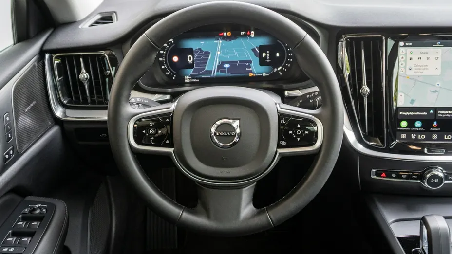VOLVO V60 -