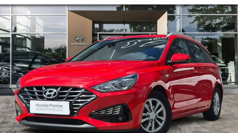 HYUNDAI i30 -
