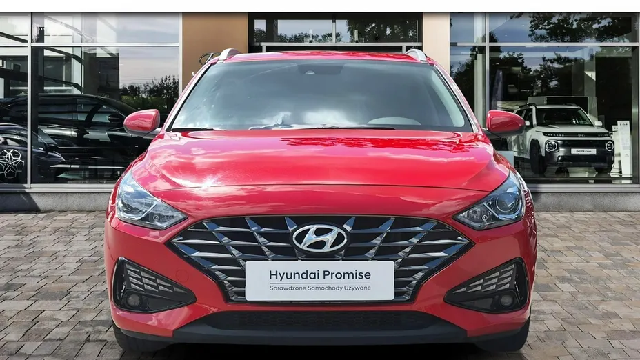 HYUNDAI i30 -