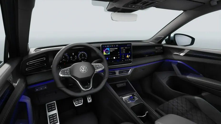 VOLKSWAGEN Tiguan -