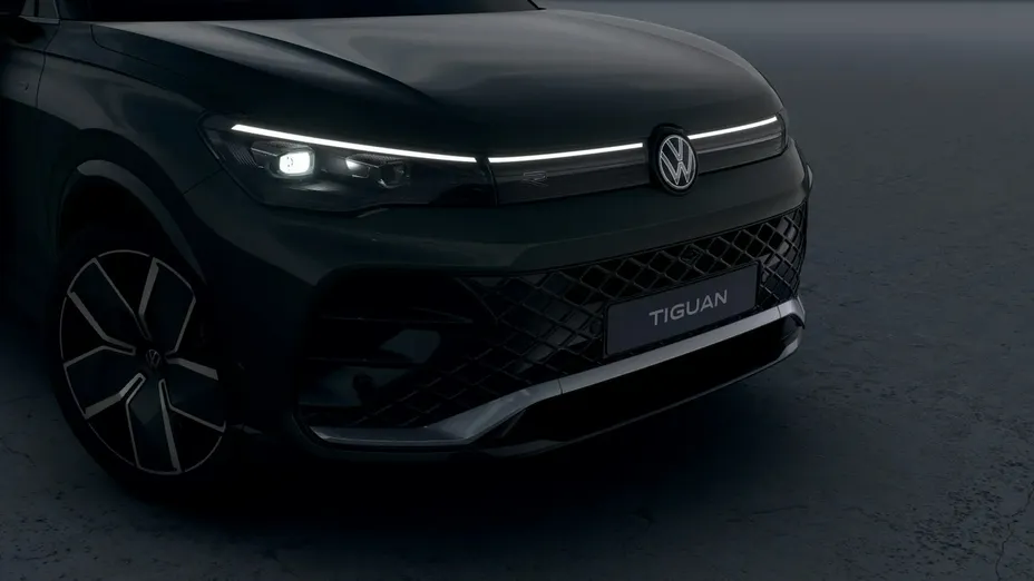 VOLKSWAGEN Tiguan -