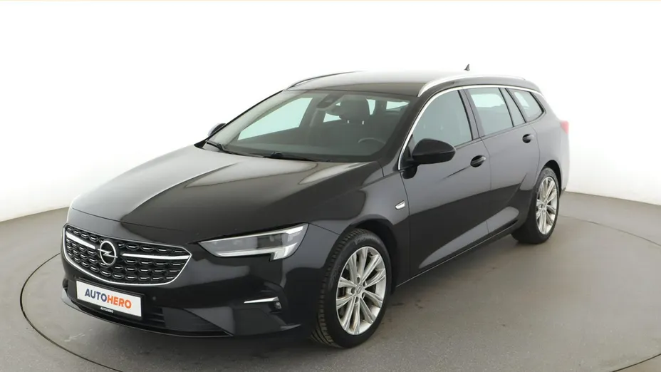 OPEL Insignia -