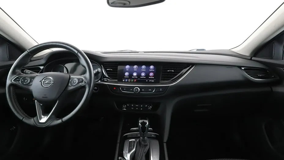 OPEL Insignia -
