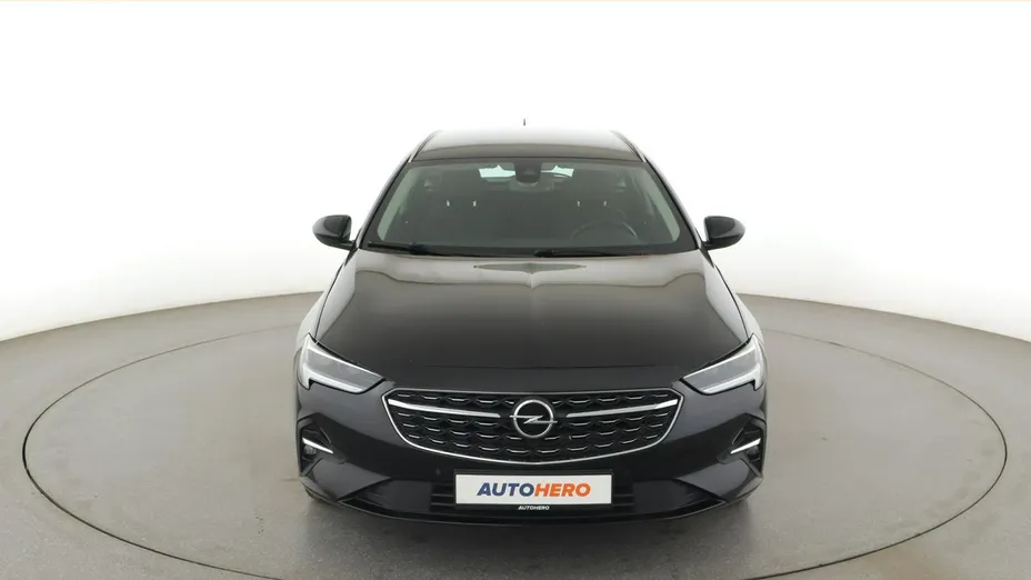 OPEL Insignia -