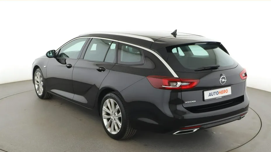 OPEL Insignia -