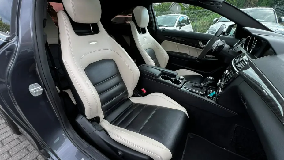 MERCEDES-BENZ C Klasa -