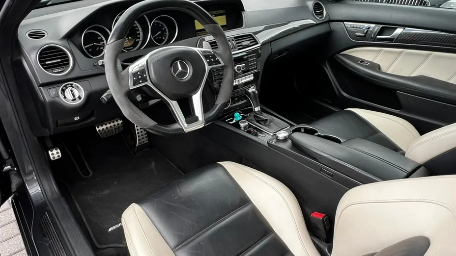 MERCEDES-BENZ C Klasa -