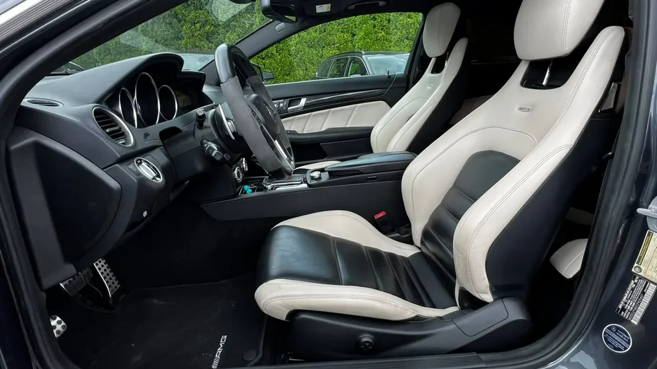 MERCEDES-BENZ C Klasa -