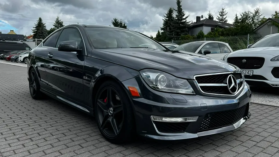 MERCEDES-BENZ C Klasa -
