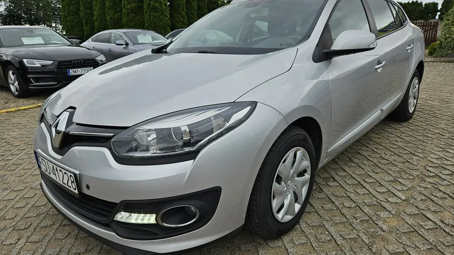 RENAULT Megane -