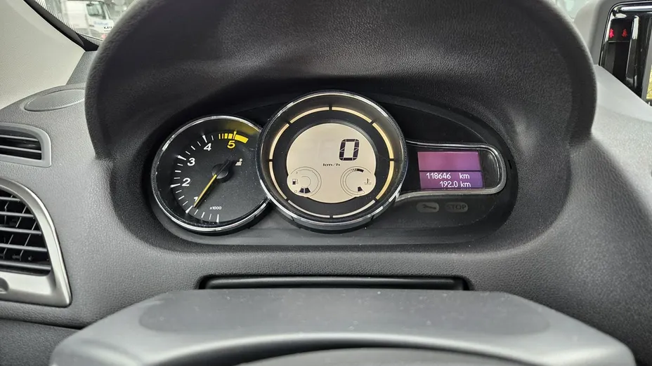 RENAULT Megane -