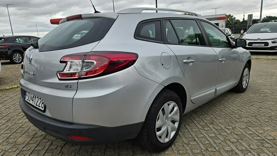 RENAULT Megane -