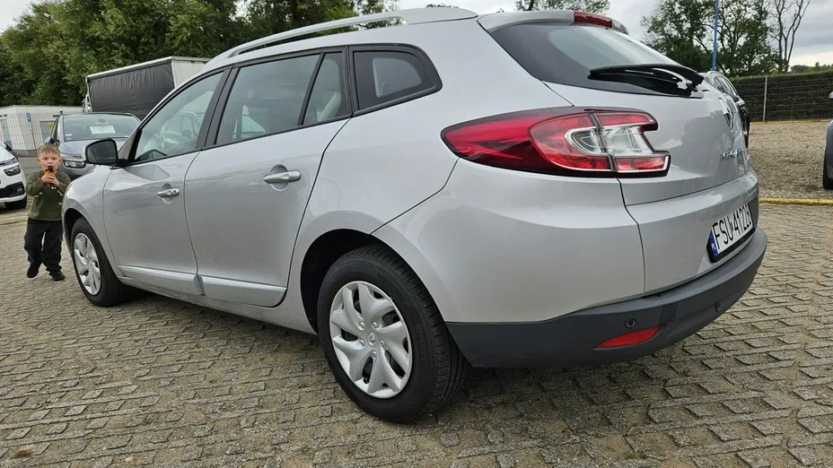 RENAULT Megane -