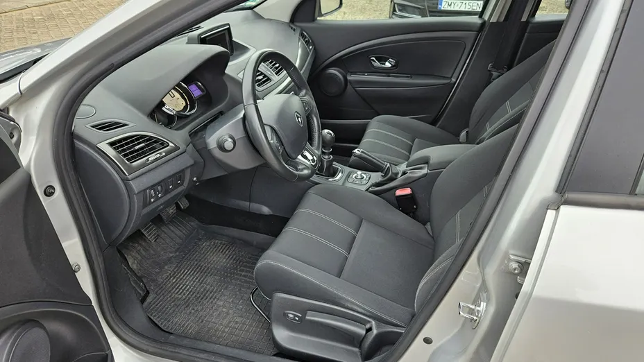 RENAULT Megane -