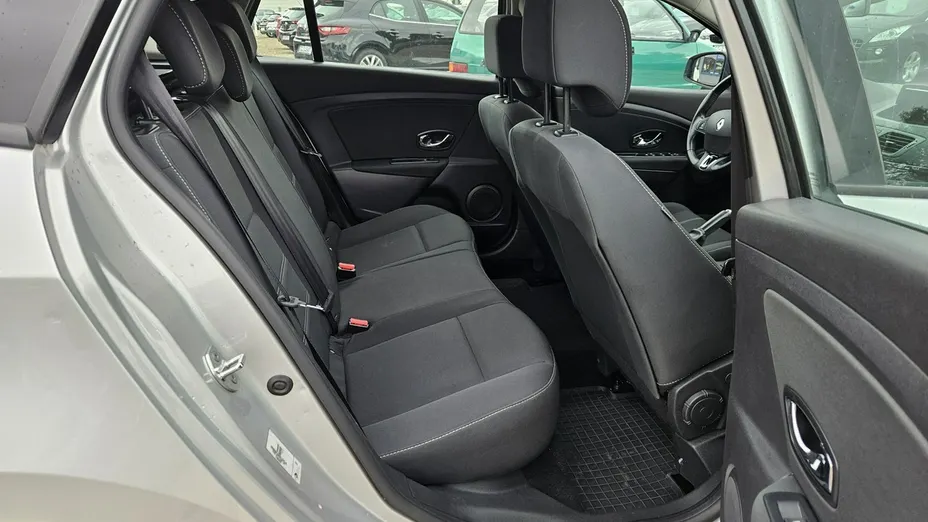 RENAULT Megane -