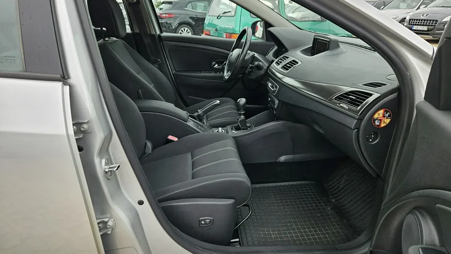 RENAULT Megane -
