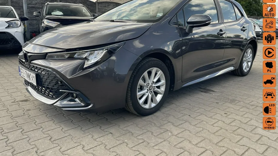 TOYOTA Corolla -