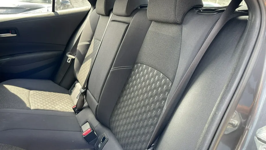 TOYOTA Corolla -