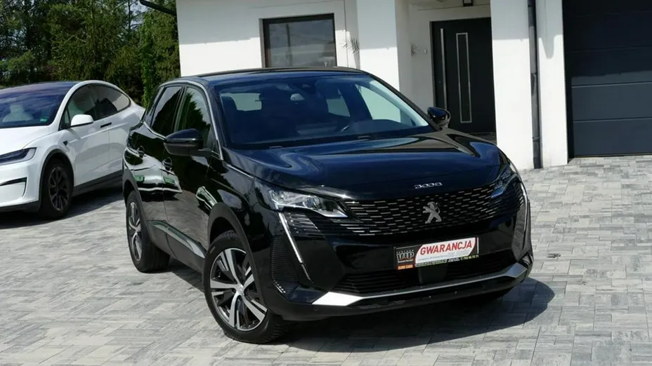 PEUGEOT 3008 -