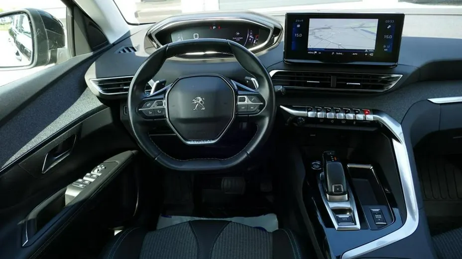 PEUGEOT 3008 -