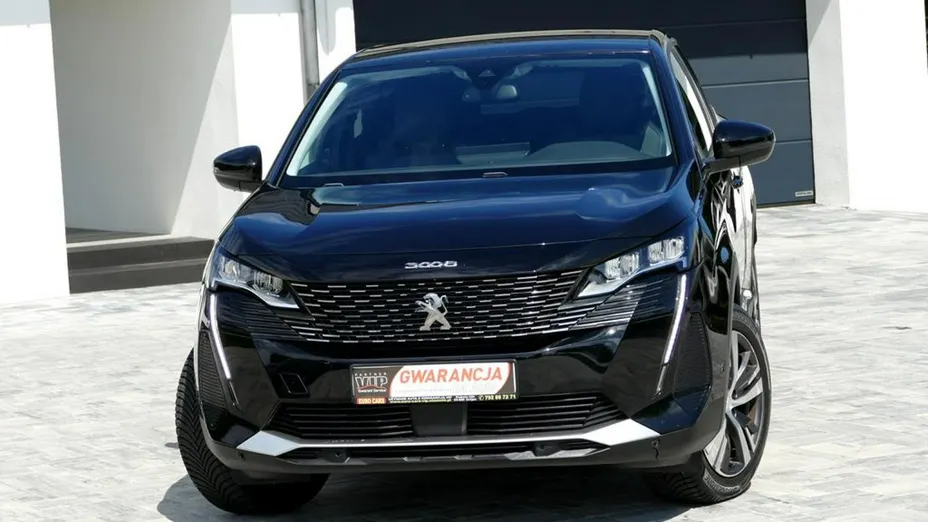 PEUGEOT 3008 -