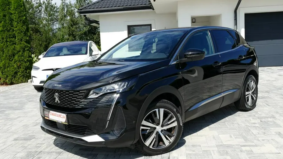 PEUGEOT 3008 -