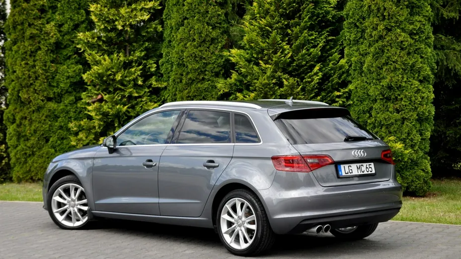 AUDI A3 -