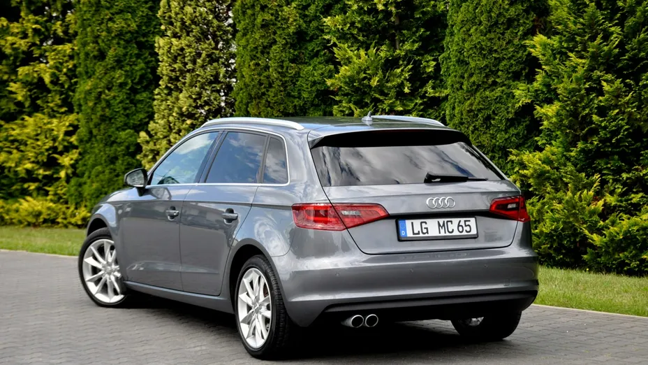 AUDI A3 -