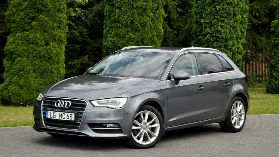 AUDI A3 -