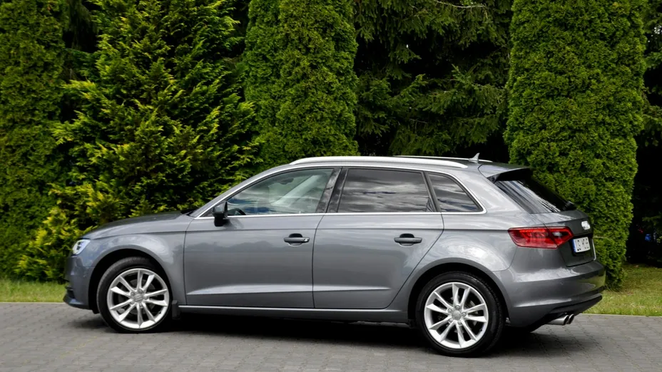 AUDI A3 -