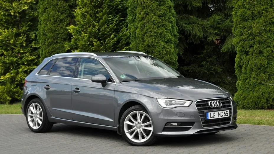 AUDI A3 -