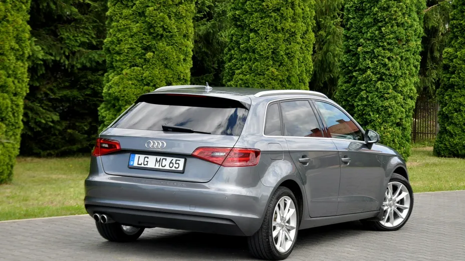 AUDI A3 -