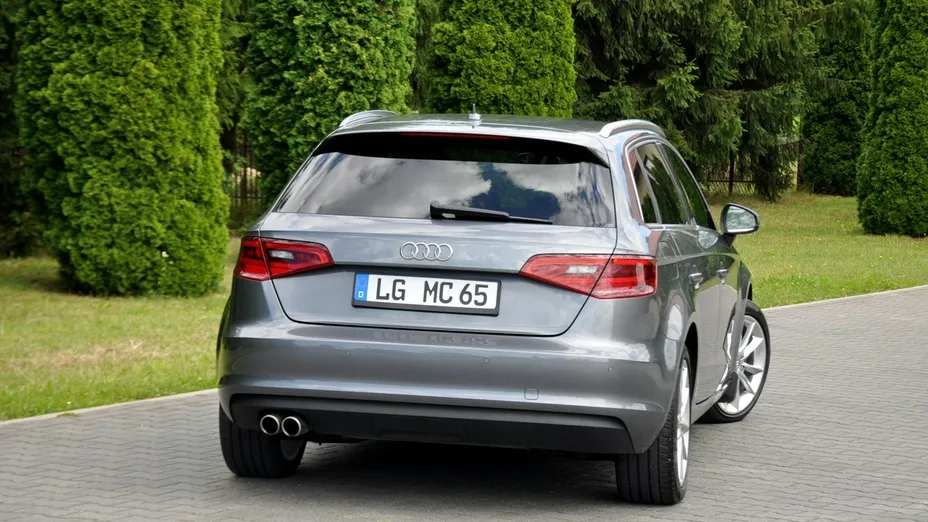 AUDI A3 -