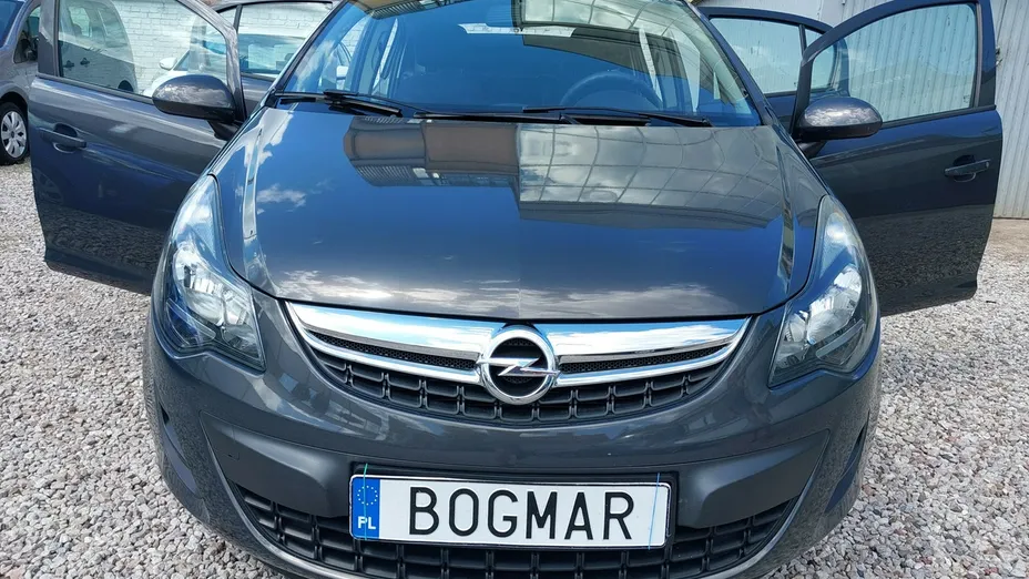 OPEL Corsa -