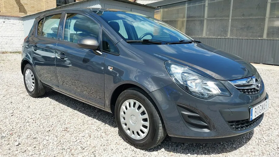 OPEL Corsa -