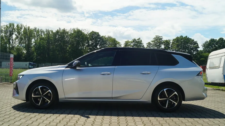 OPEL Astra -