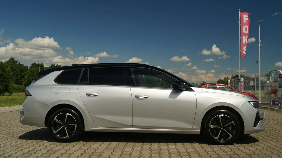 OPEL Astra -