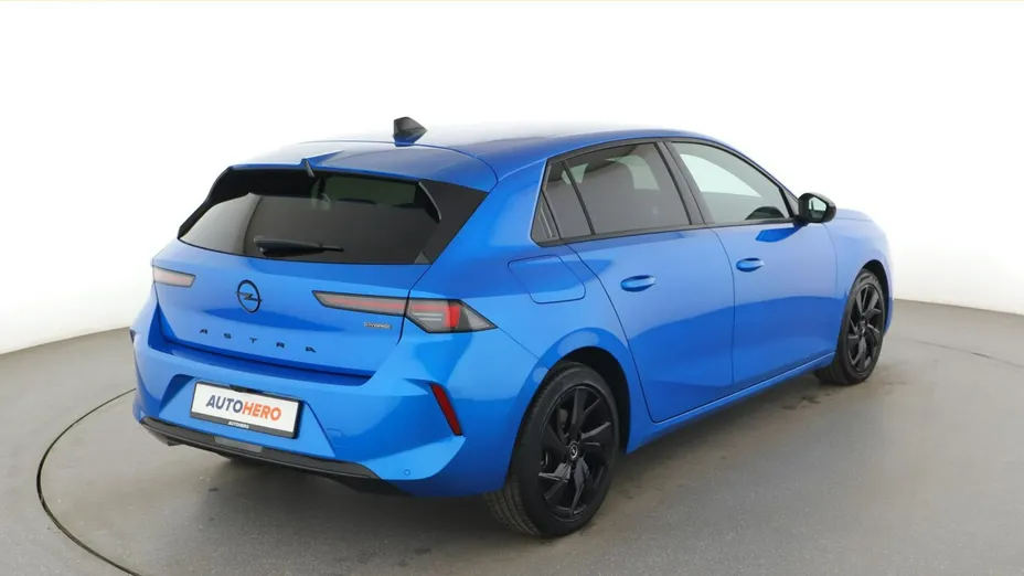 OPEL Astra -