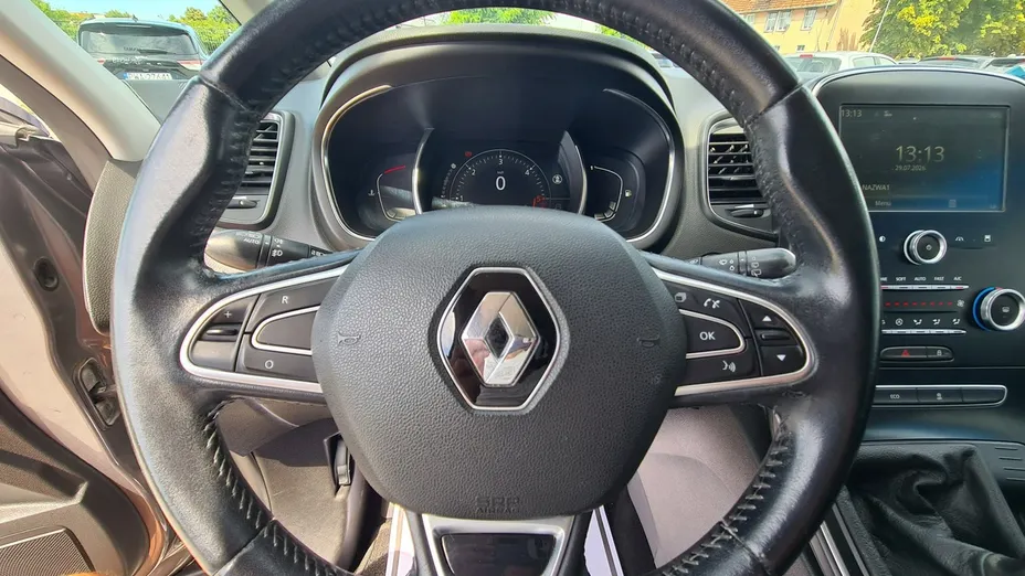 RENAULT Scenic -