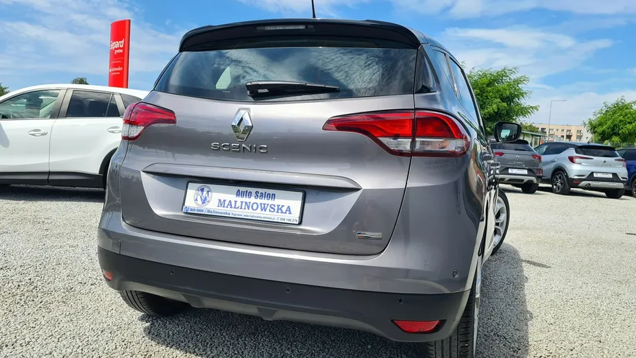 RENAULT Scenic -