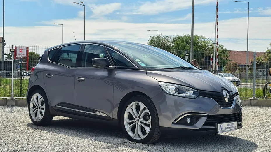 RENAULT Scenic -