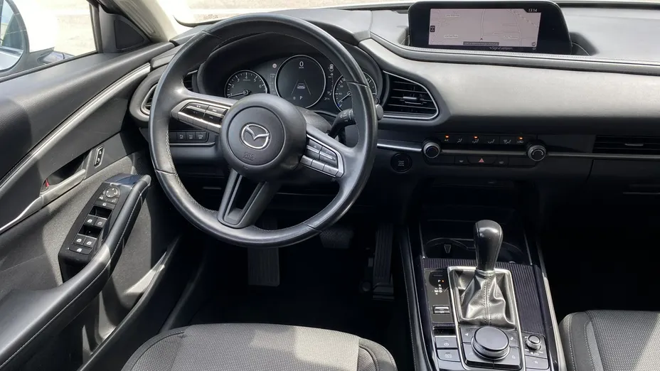 MAZDA CX-30 -