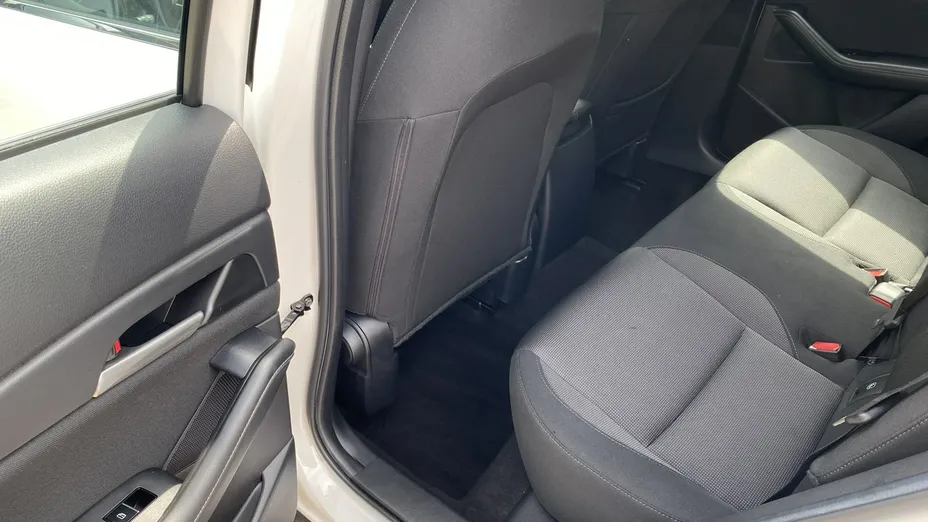 MAZDA CX-30 -