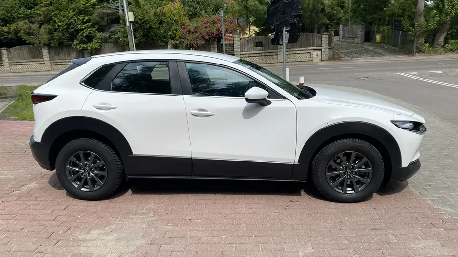 MAZDA CX-30 -