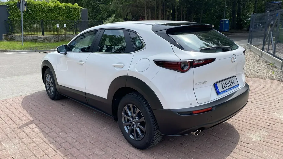 MAZDA CX-30 -
