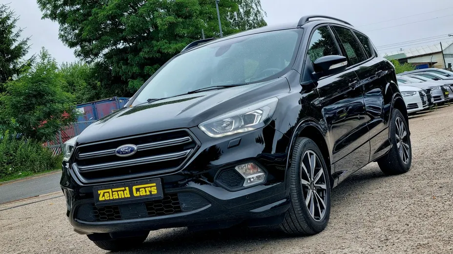 FORD Kuga -