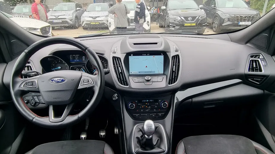 FORD Kuga -