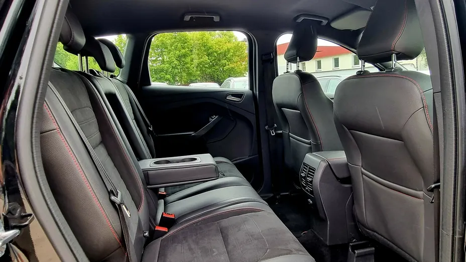 FORD Kuga -