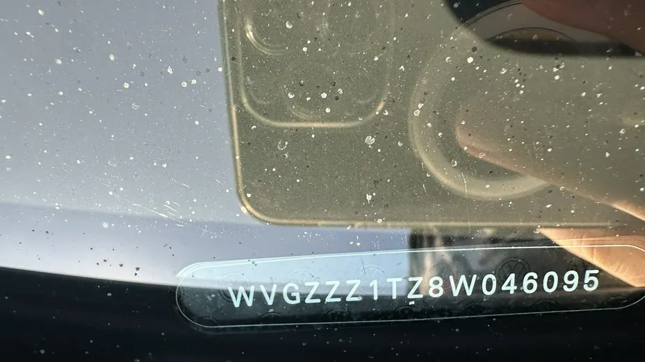VOLKSWAGEN Touran -