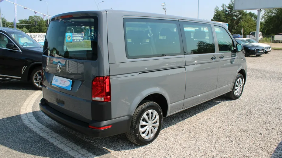 VOLKSWAGEN Transporter -